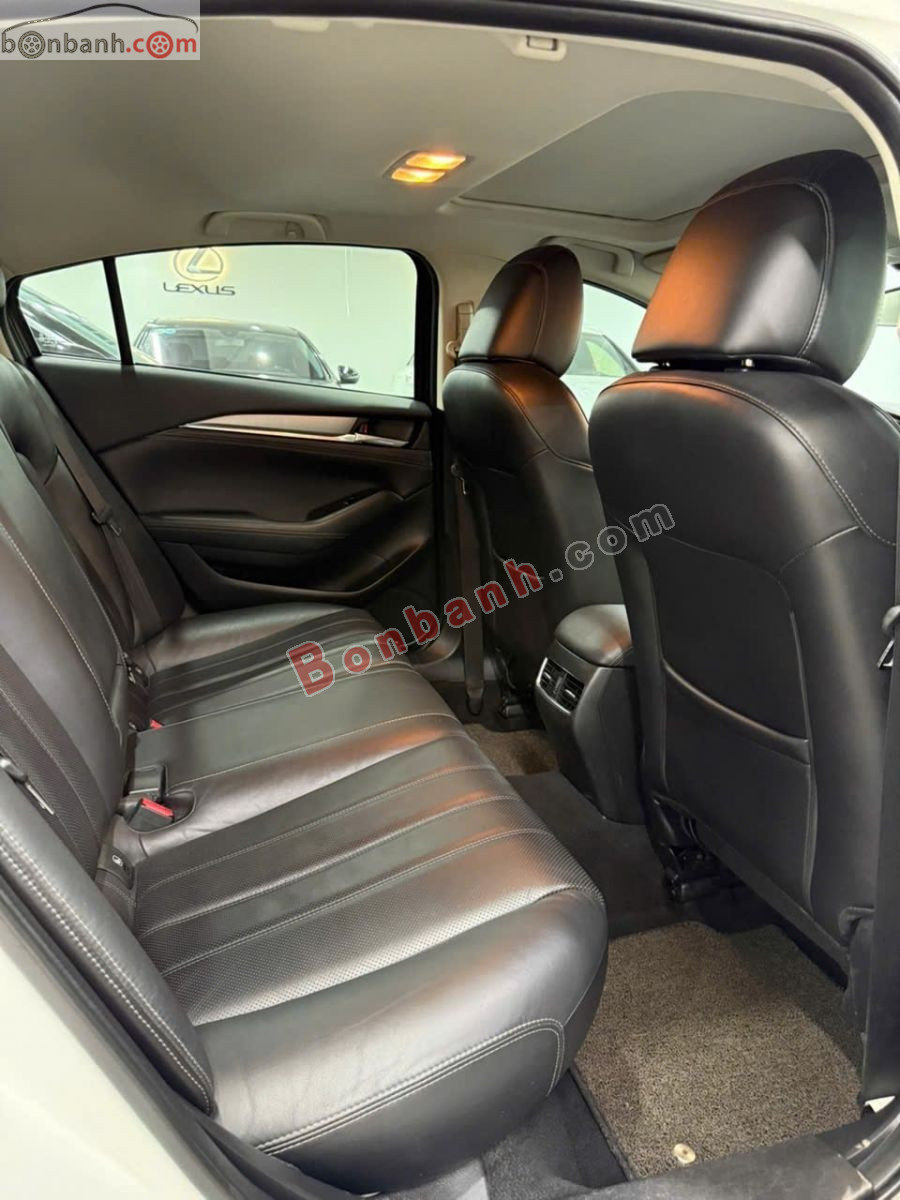 Xe Mazda 6 Premium 2.0 AT 2022